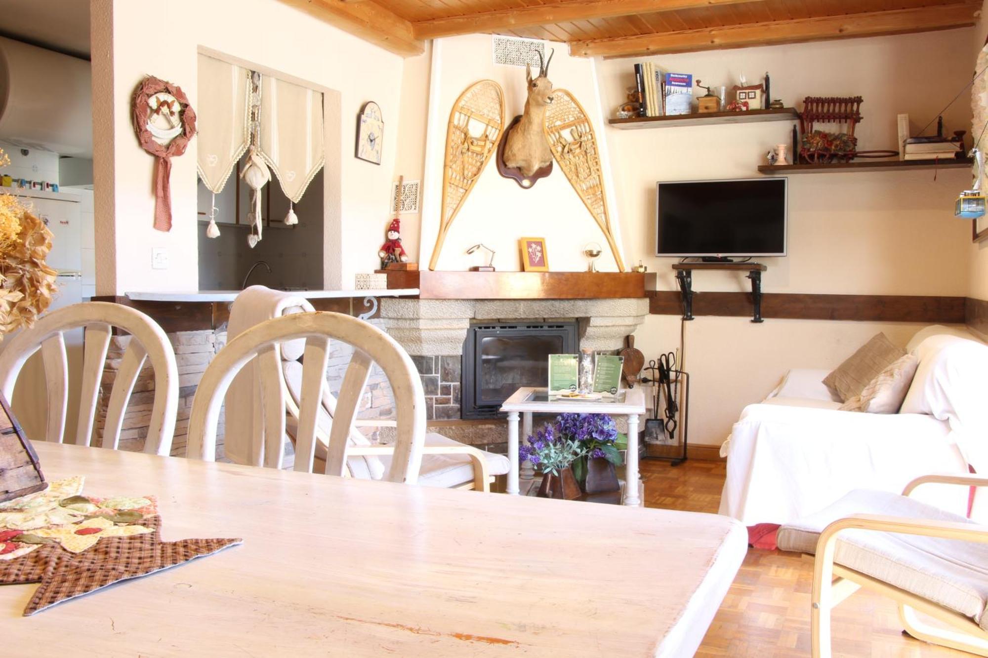 Pena Telera Petfriendly - Arafita Apartamentos El Pueyo de Jaca Exterior photo